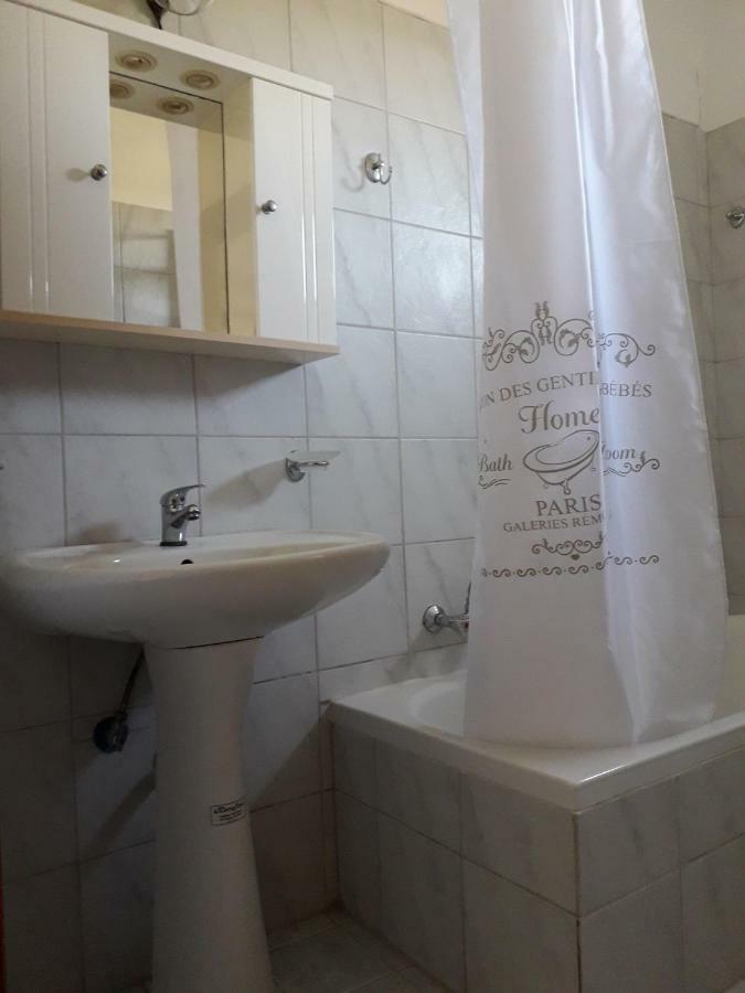 Knossos Apartments Kalamaki  Ngoại thất bức ảnh