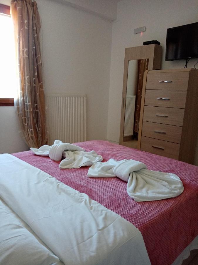 Knossos Apartments Kalamaki  Ngoại thất bức ảnh